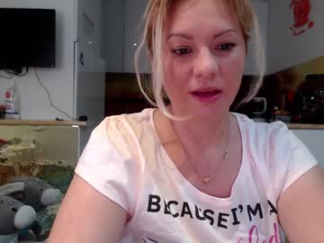 webcam girl kiradivine capture image #1999167