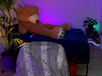 webcam girl juicyandthepussyblvd capture image #1206038