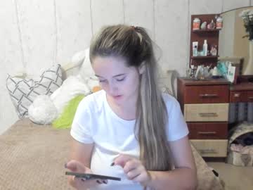 webcam girl emmika_ capture image #2668384