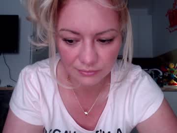 webcam girl kiradivine capture image #2006622