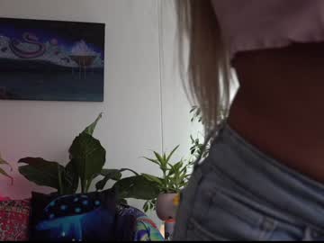 webcam girl beyllove_d capture image #1300256