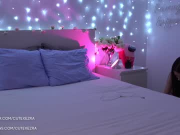 webcam girl ezra capture image #1898381