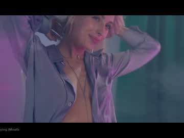 webcam girl artmosphera capture image #2036992