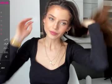 webcam girl isia_slay capture image #3146006