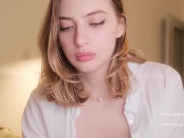 webcam girl sleepsteep capture image #1345987