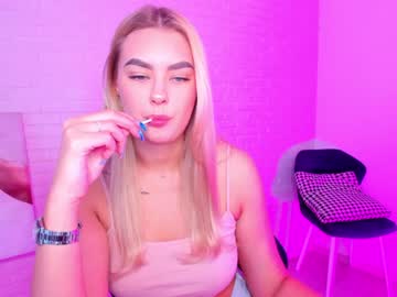 webcam girl 8a8y_nura capture image #1169989