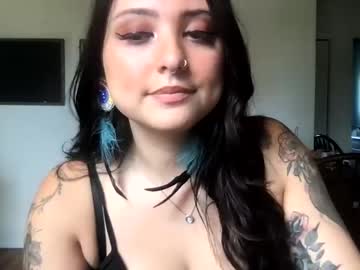 webcam girl nativesiren capture image #2241777