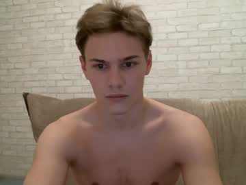 webcam man milkshake_on_body capture image #946825