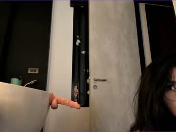 webcam girl akino_17 capture image #1883027