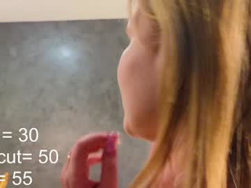 Cam for blondy_glamor