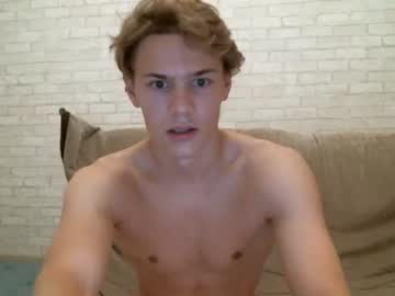 webcam man milkshake_on_body capture image #54881