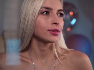 webcam girl artmosphera capture image #1599234