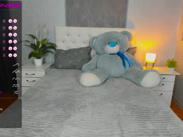 webcam girl emmika_ capture image #560621