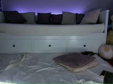 webcam girl roxy_blue_eyed_ capture image #2734877