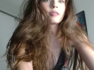 webcam girl isia_slay capture image #2342564
