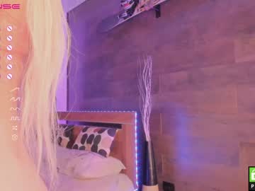 webcam girl yolandabertha capture image #3920975