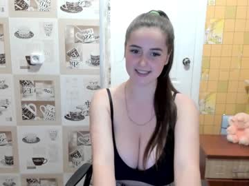 webcam girl emmika_ capture image #1697651