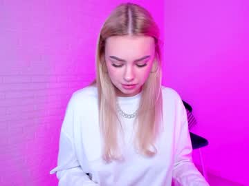 webcam girl 8a8y_nura capture image #1019040