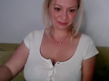 webcam girl kiradivine capture image #1654501