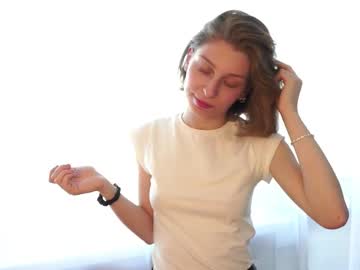 webcam girl brittcollinge capture image #4094202