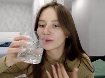 webcam girl _hey_siri_ capture image #2515324
