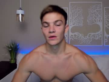 webcam man elliot_muscle capture image #2637996