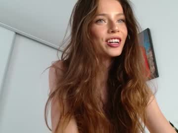 webcam girl isia_slay capture image #2463912
