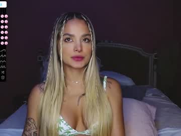webcam girl one_more_cum capture image #3165107