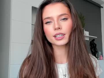 webcam girl isia_slay capture image #3303993