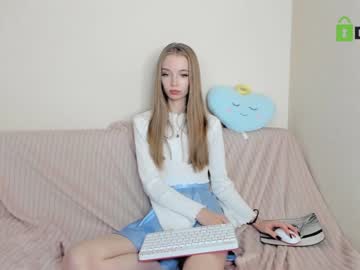 webcam girl lola_myluv_ capture image #2683672