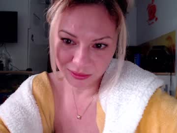 webcam girl kiradivine capture image #1589679