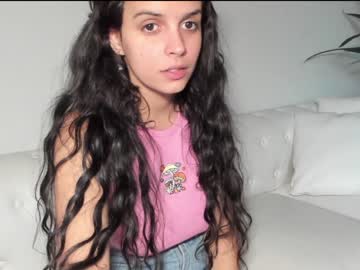 webcam girl lilbeccaxo capture image #2035862