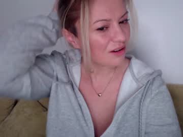 webcam girl kiradivine capture image #1898569