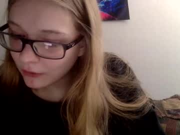 webcam girl blondiebae1 capture image #4072428