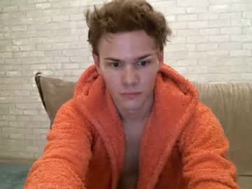 webcam man milkshake_on_body capture image #673502