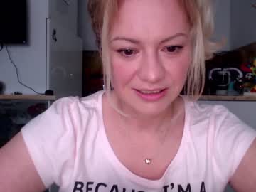 webcam girl kiradivine capture image #2006071