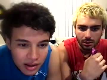 webcam man tworoommates capture image #3932458