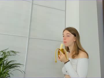 webcam girl elizabeth__gray capture image #2777363