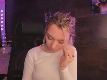 webcam girl yolandabertha capture image #3678616