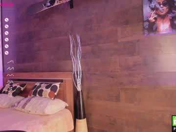 webcam girl yolandabertha capture image #3828305