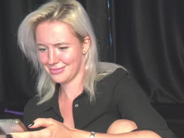 webcam girl xtina__ capture image #2777895