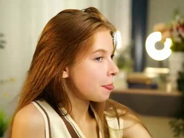 webcam girl sassy_girle capture image #4042380