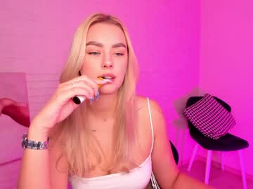 webcam girl 8a8y_nura capture image #1055360