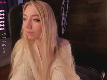 webcam girl yolandabertha capture image #3528266
