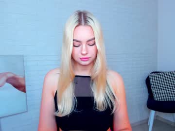 webcam girl 8a8y_nura capture image #1700852