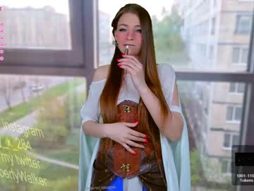 webcam girl queenafina capture image #1783209