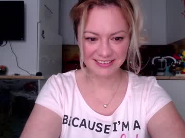 webcam girl kiradivine capture image #2006237
