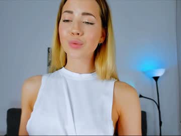 webcam girl emmi_rosee capture image #3326868
