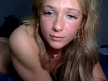 webcam girl korinacake capture image #4092372