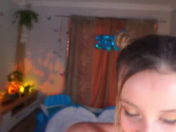 webcam girl juicyandthepussyblvd capture image #3573298